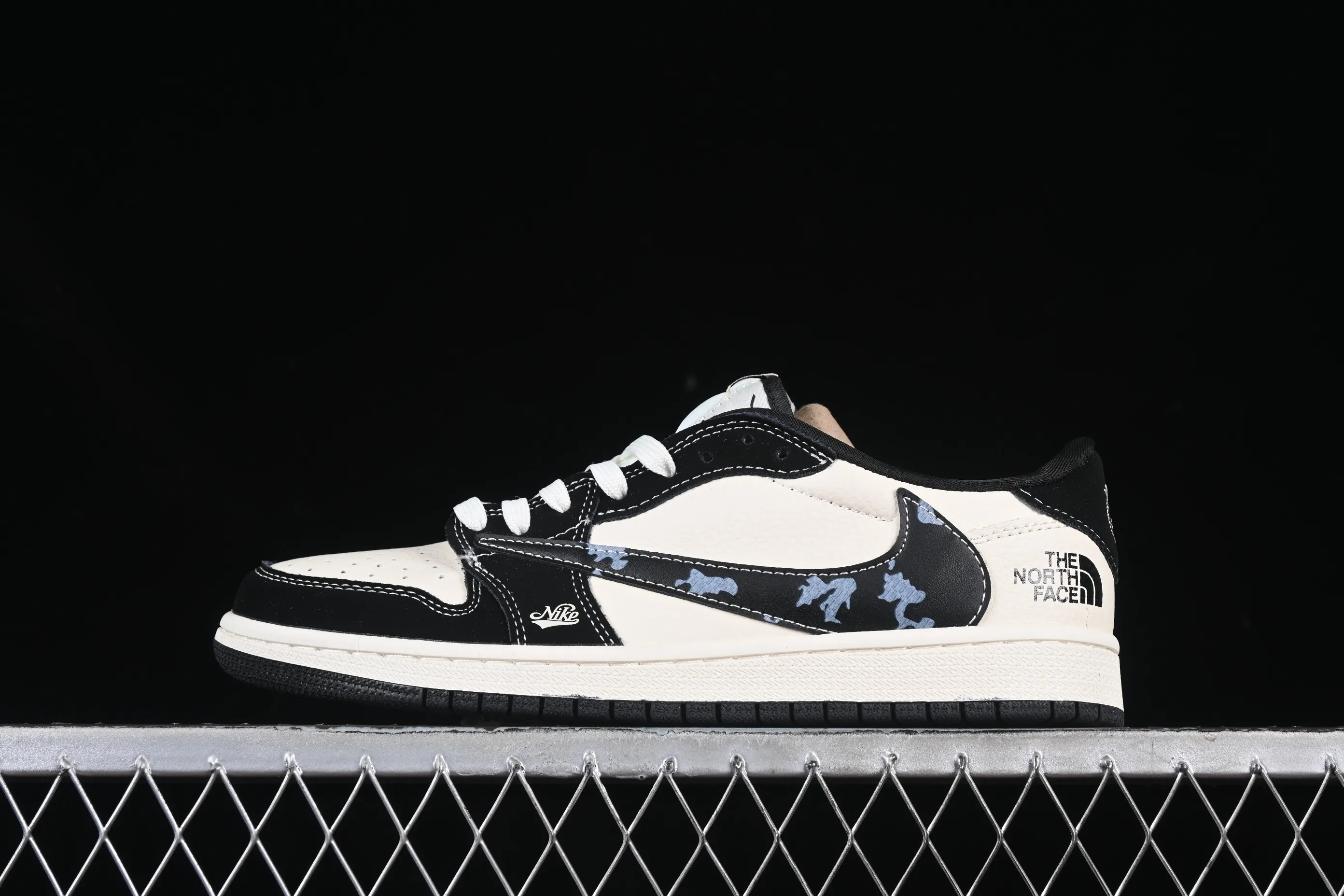 All categories Air Jordan Jordan series basketball shoes Air Jordan 1 Low High-end customized low-top sneakers Travis Scott x Fragment Design x Air Jordan 1 Low OG SP AJ1 Joe 1 North Face joint beige graffiti hook low-top cultural casual sneakers XS2024-021